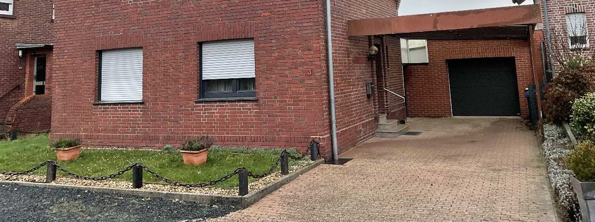 Garage, Einfamilienhaus, Anbau und Nebengebäude in Heinsberg - Bild 2