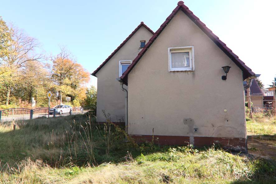 Wohnhaus (teilsaniert) mit Nebengebäuden in Rothenburg/Oberlausitz - Bild 2