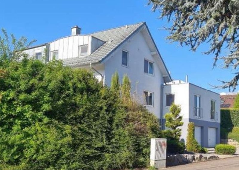 Einfamilienwohnhaus mit 2 Garagen in Sinsheim - Bild 4