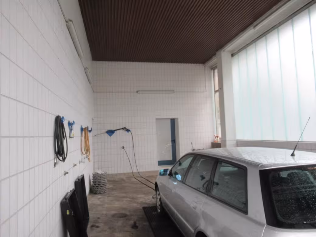 Wohnhaus u. gewerbl. genutztes Grundstück in Gaimersheim - Bild 2