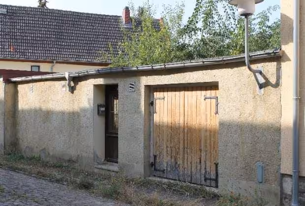 Wohn-/Geschäftshaus, mit Nebengebäuden in Freyburg (Unstrut) - Bild 1