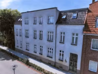 Wohn-/Geschäftshaus mit Nebengebäude in Wilhelmstraße 6, 17309 Pasewalk - Bild 1