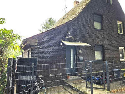 Einfamilienhaus, Doppelhaushälfte in Hügelstr. 52 B, 46117 Oberhausen - Bild 1