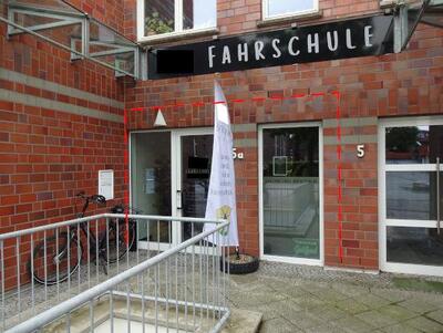 Gewerbeeinheit (z.B. Laden, Büro) in Kemmerhofstr. 309; Traarer Rathausmarkt 1 - 7 b,, 47802 Krefeld, Traar - Bild 2