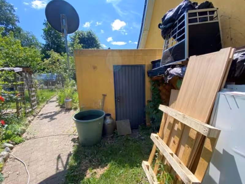 Einfamilienhaus mit Fertiggarage in Malente - Bild 3