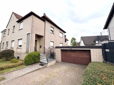 Zweifamilienhaus, Garage, Doppelhaushälfte in Koblenzer Straße 161, 32584 Löhne, Löhne - Bild 1