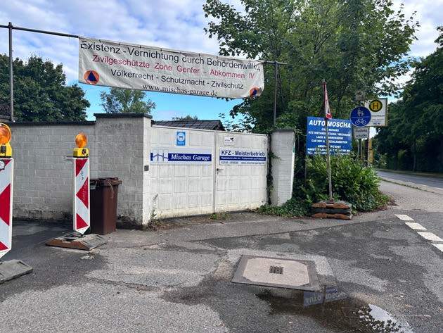 Einfamilienhaus, Zweifamilienhaus, gewerblich genutztes Grundstück in Mönchengladbach - Bild 2