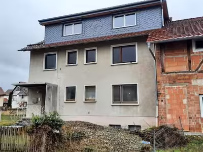 Wohngebäude und Gewerberäume in Kleinefeld  3, 37296 Ringgau, Röhrda - Bild 1