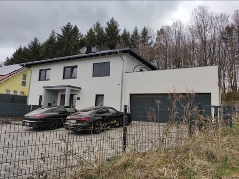 Einfamilienhaus, Garage in Hausen - Bild 4