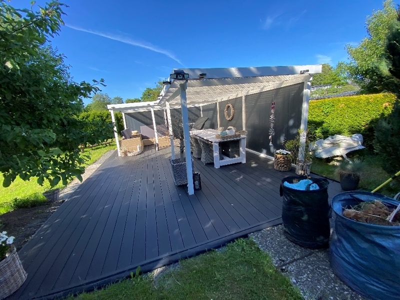 Einfamilienwohnhaus mit 2 Wintergärten und Fertiggarage in Scharbeutz - Bild 1