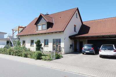 Zweifamilienhaus in Lindenstraße 24, 92729 Weiherhammer - Bild 2