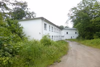 Bebautes Grundstück und unbebaute Grundstücke in Professor-Doktor-Vogel-Straße 18, 18209 Bad Doberan - Bild 1