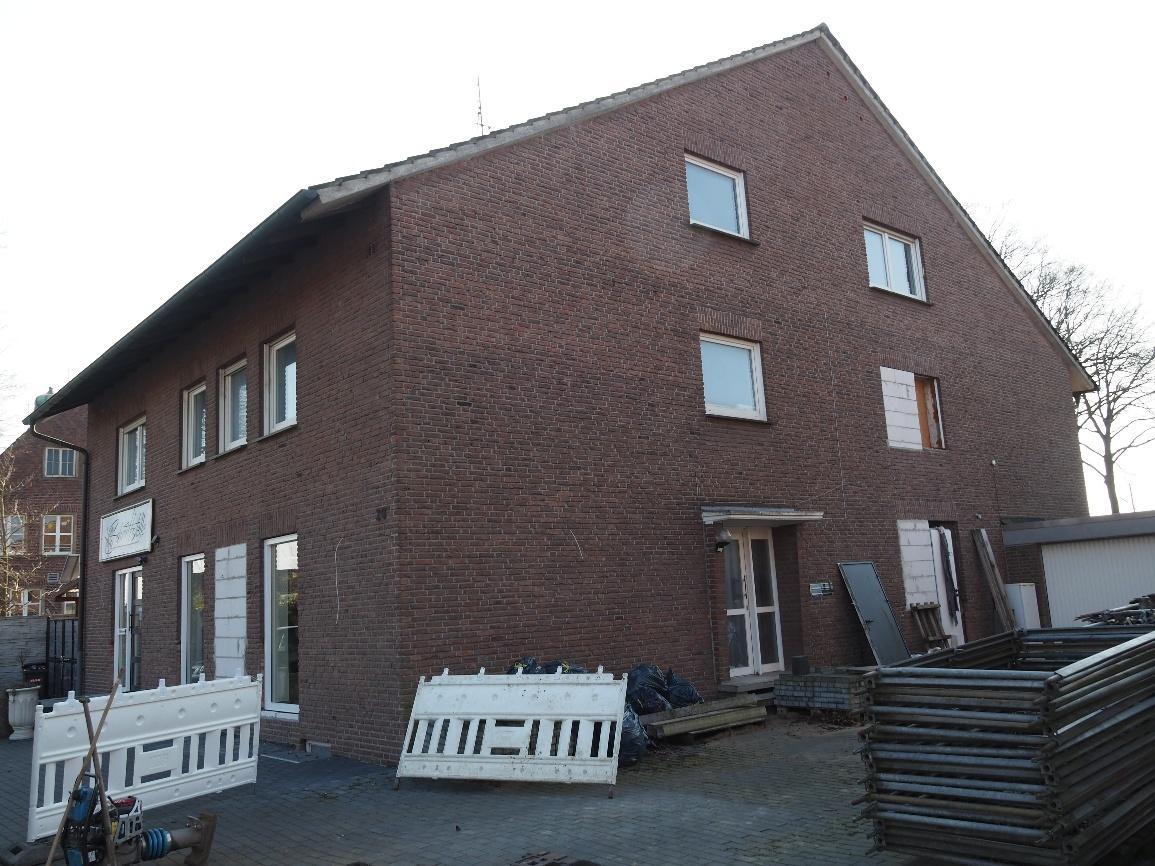 Dreifamilienhaus mit Doppelgarage und Carport in Gronau - Bild 2