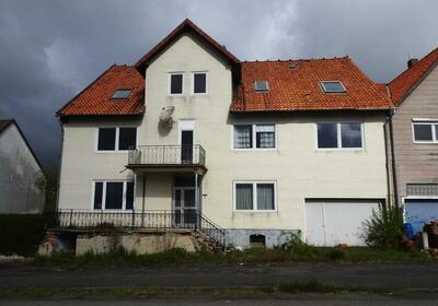 Wohn-/Geschäftshaus in Grasweg 9, 37574 Einbeck, Naensen - Bild 1