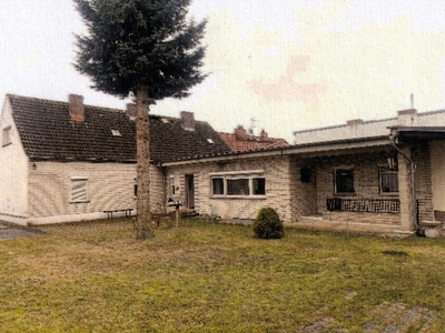 Wohnhaus und Nebengebäude in Eichwalder Straße 18, 15537 Gosen - Bild 1