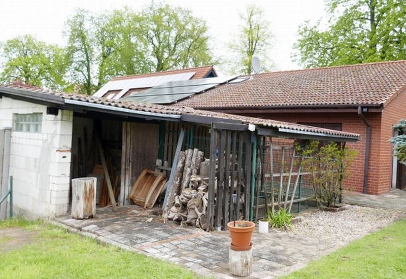 Doppelhaushälfte und Doppelgarage nebst 2 Werkstatträumen in Dobbertin - Bild 3