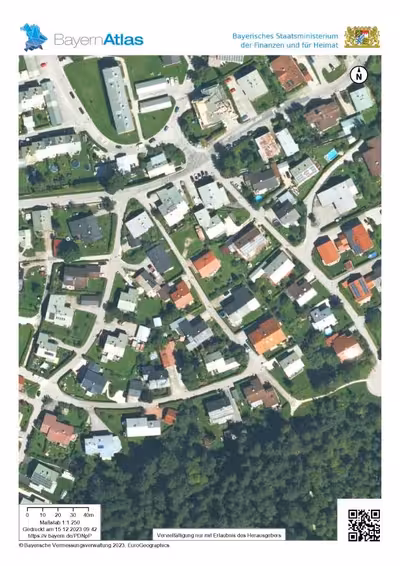 Zweifamilienhaus mit Garage in Schneibsteinweg  12 a, 83483 Bischofswiesen - Bild 2