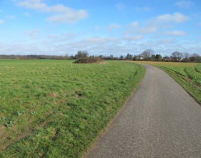 landwirtschaftlich genutzte Grundstücke in Am blinden Weg und Am Wassenberg, 40489 Düsseldorf, Angermund - Bild 1