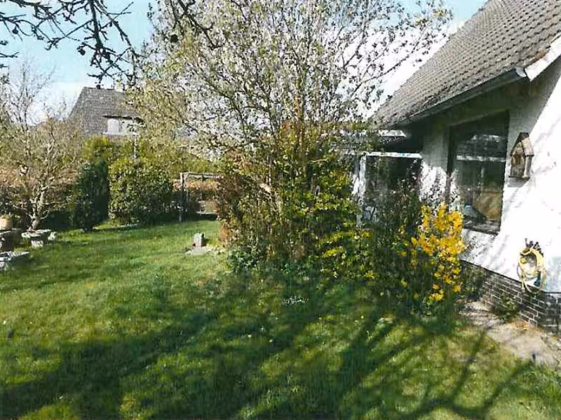 Einfamilienhaus mit Doppelgarage in Heikendorf - Bild 3