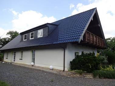 Einfamilienhaus, Doppelgarage, Nebengebäude (genehmigt als Wasch- und Geräteschuppen) in Hattingen - Bild 1