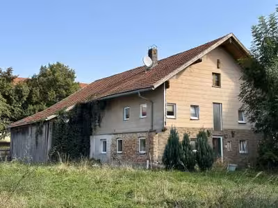 Unbewohntes Anwesen in Hausergasse 1, 94099 Ruhstorf a.d.Rott - Bild 1