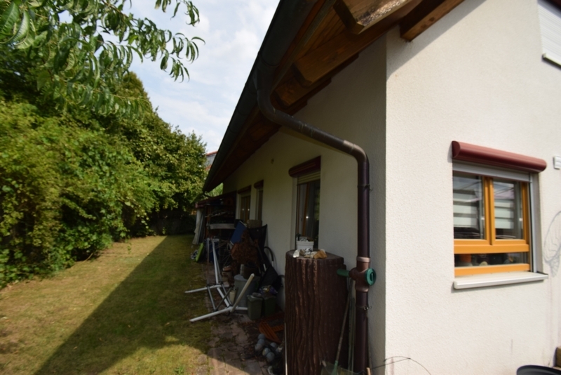 Wohnhaus mit Doppelgarage in Abtsgmünd - Bild 1