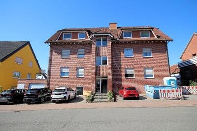 Kfz-Stellplatz, Garage, Eigentumswohnung (3 bis 4 Zimmer), Sondernutzungsrecht, Gartenfläche Nr. 1 in Augustusstraße 9, 45721 Haltern am See, Haltern Stadt - Bild 1