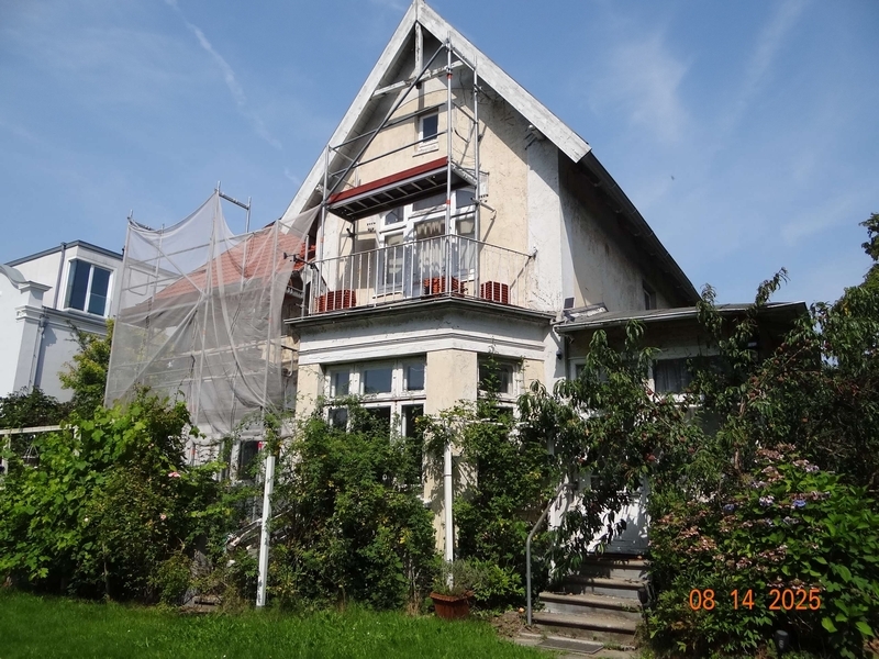Wohnhaus mit Nebengebäude in Wedel - Bild 3