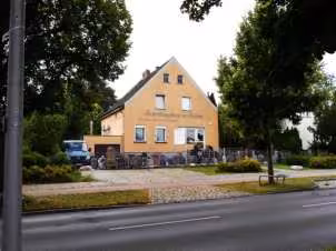 Grundstück mit Einfamilienhaus in Berlin - Bild 1