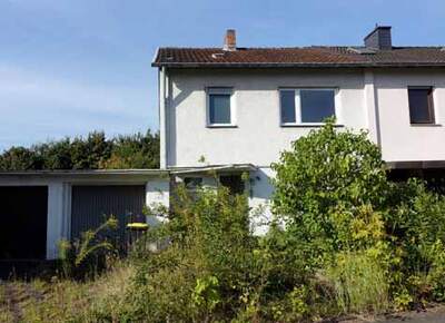 Garage, Reihenhaus in Erftstraße 96, 50389 Wesseling - Bild 1