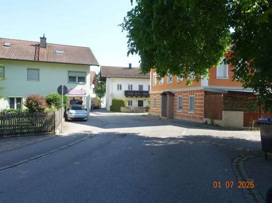 Zwei- bis Dreifamilienhaus in Edling - Bild 4