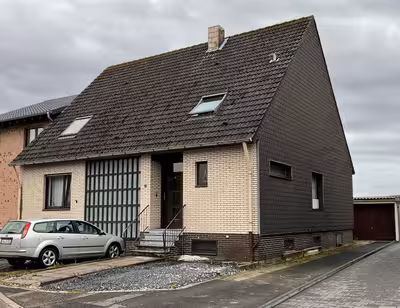 Garage, Einfamilienhaus in Grüner Weg 10, 52441 Linnich, Glimbach - Bild 1