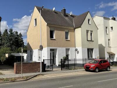 unbebautes Grundstück, Garage, Mehrfamilienhaus in Rurdorfer Straße 72, 52441 Linnich - Bild 1