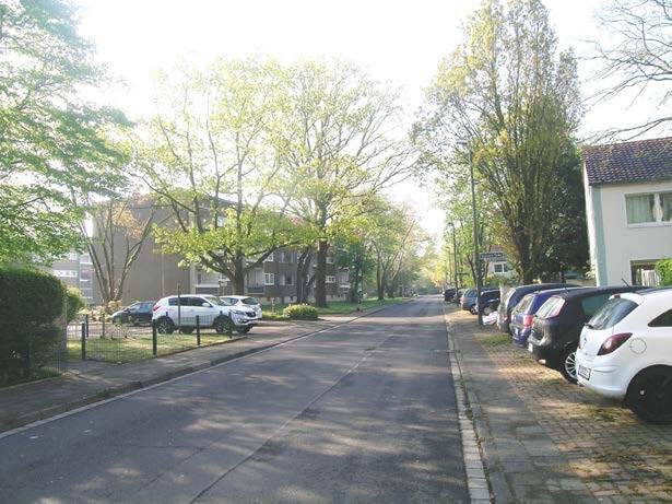 Eigentumswohnung sowie Tiefgaragen-Stellplatz in Düsseldorf - Bild 2