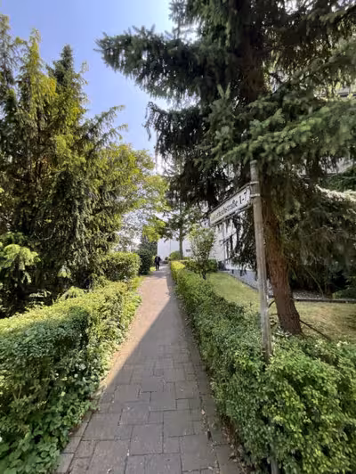 Kfz-Stellplatz (Tiefgarage), Eigentumswohnung (3 bis 4 Zimmer), WE Nr. 73 und TG Nr. 47 in Katterbachstraße 5, 51467 Bergisch Gladbach, Katterbach - Bild 2