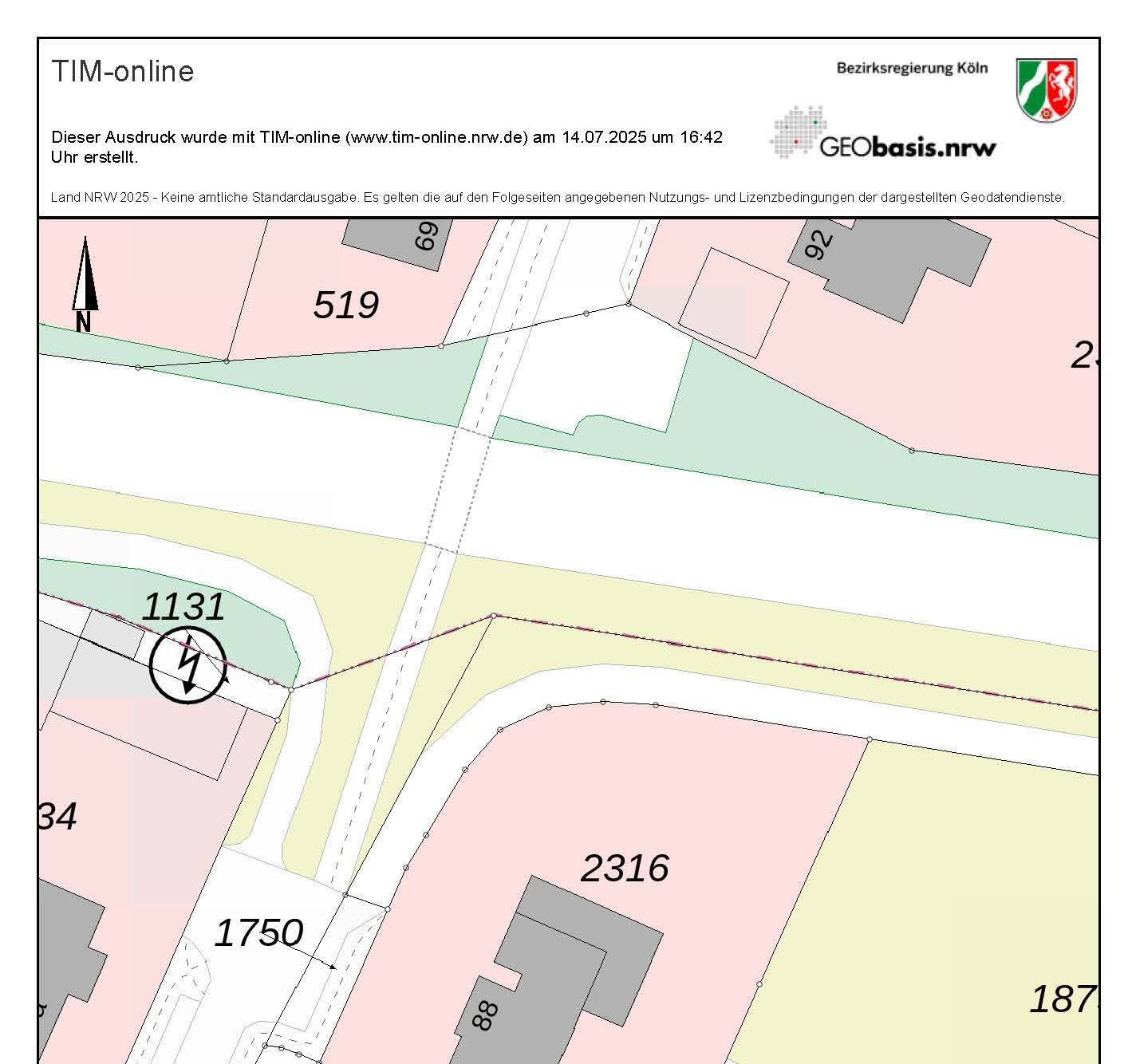 Zweifamilienhaus, Garage, 3 Garagen im Kellergeschoss in Bergkamen - Bild 1