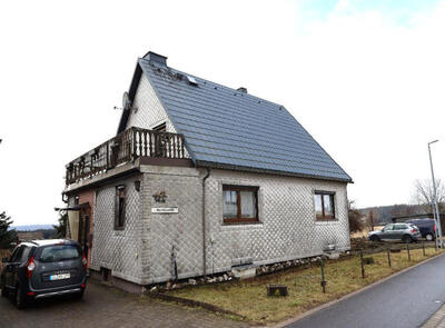Einfamilienhaus in Hüttenstraße  51, 98701 Großbreitenbach, NeustadtRennsteig - Bild 1