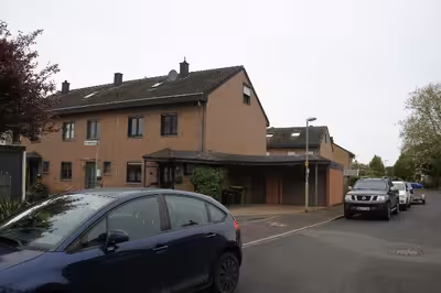 Reihenhaus, Einfamilienhaus, Verkehrsfläche in Urgrabenstraße 44, 46419 Isselburg - Bild 2