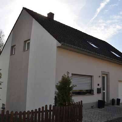 Garage, Einfamilienhaus, Nebengebäude (ehemalige Scheune / Stall) in Dahlem - Bild 1