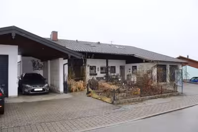 Zweifamilienwohnhaus, Grünfläche in Johann-Namberger-Straße 28, 83308 Trostberg - Bild 4