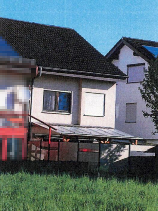 Doppelhaushälfte mit Fertiggarage in Talheim - Bild 1