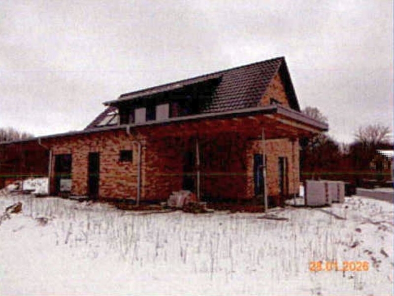 Nicht fertig gestelltes Einfamilienhaus in Bornholt - Bild 2