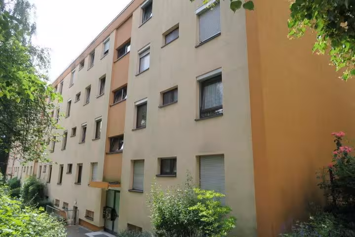 Eigentumswohnung (3 bis 4 Zimmer) in Schwalbach am Taunus - Bild 1