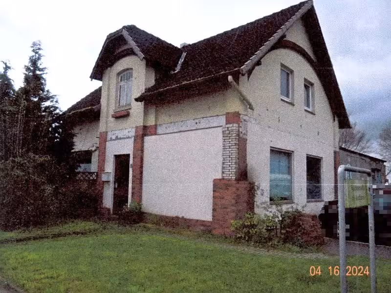 Einfamilienhaus mit Anbau in Holm - Bild 3