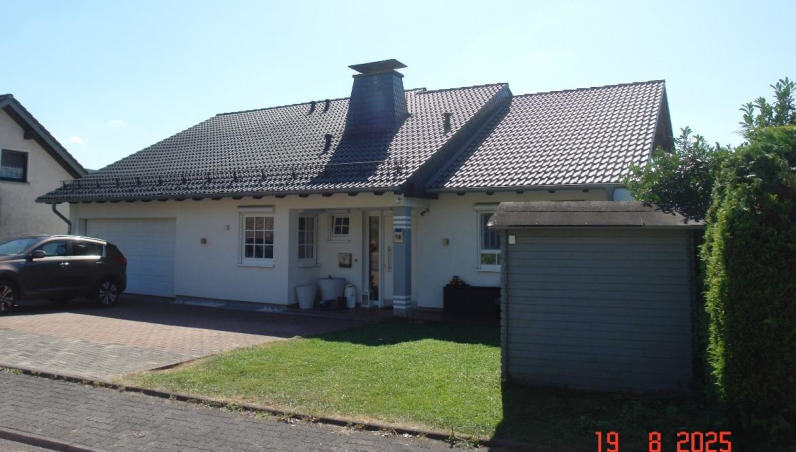 Zweifamilienhaus, Einfamilienhaus in Bergneustadt - Bild 2