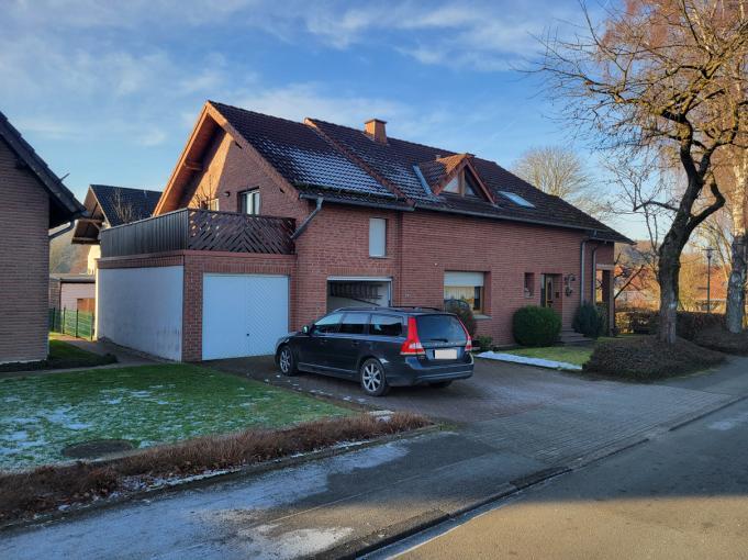 Zweifamilienhaus, Garage in Herbram - Bild 1