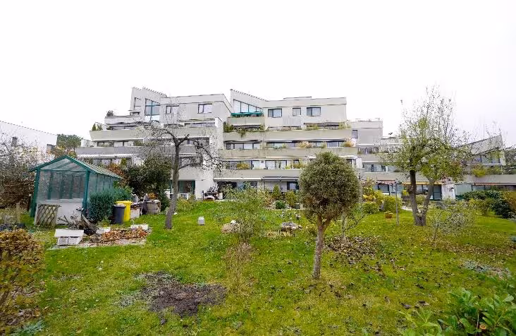 Eigentumswohnung (1 bis 2 Zimmer), Kfz-Stellplatz in Berlin - Bild 1