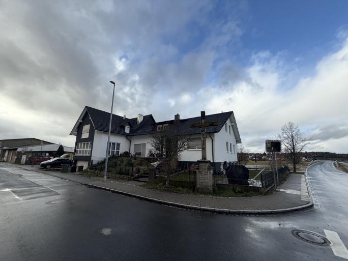 Zweifamilienhaus in Wind - Bild 3