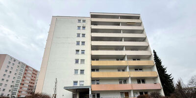 Eigentumswohnung (3 bis 4 Zimmer), Kfz-Stellplatz, sonstiges Teileigentum (z.B. Keller, Hobbyraum) in Elise-Spaeth-Straße 8, 91058 Erlangen - Bild 1