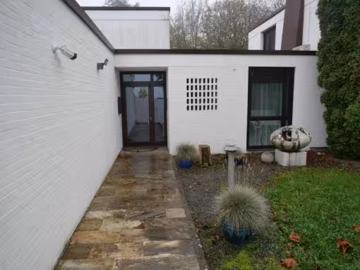 Garage, Einfamilienhaus, Waldfläche in Essen - Bild 4